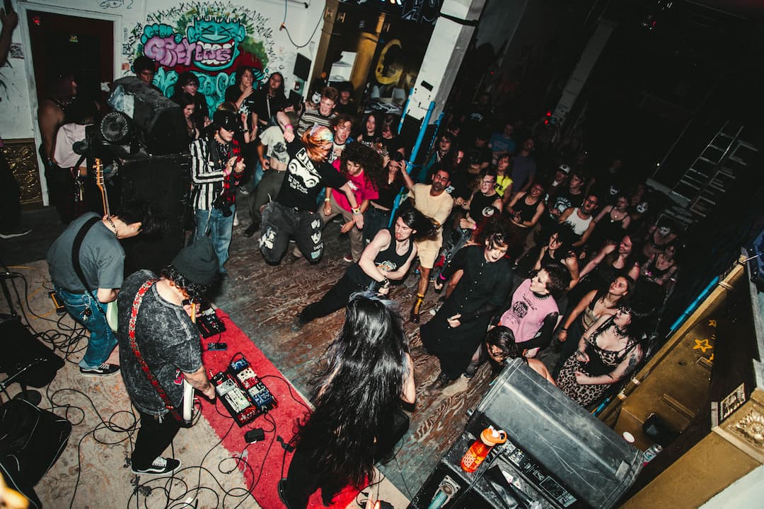 Sundress performing at Grey Lab.